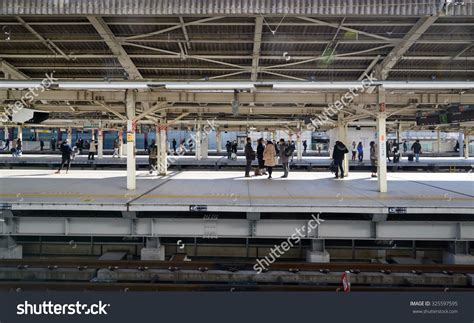 ドゥーエ横浜駅前：都市の交差点としての役割と未来