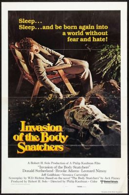 Invasion of the Body Snatchers: Ein Meisterwerk des Paranoia-Horrors mit ikonischen visuellen Effekten!