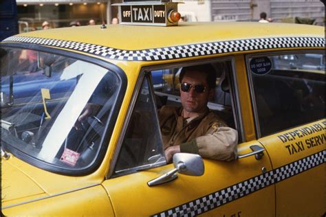 Taxi Driver! Ein düsterer Blick auf die Unterwelt New Yorks und die verzweifelten Träume eines einsamen Veteranen!